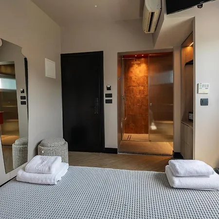 Coral 4*