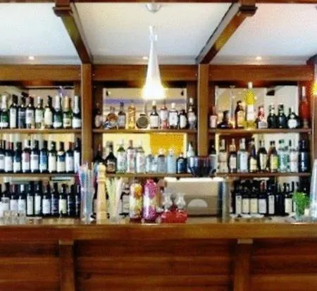 Ξενοδοχείο Coral 4*