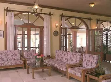 Coral فندق روذا