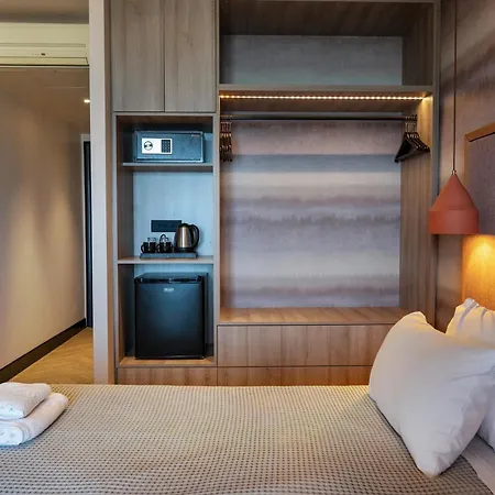 Coral 4*