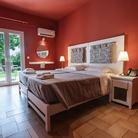 Coral Hotel